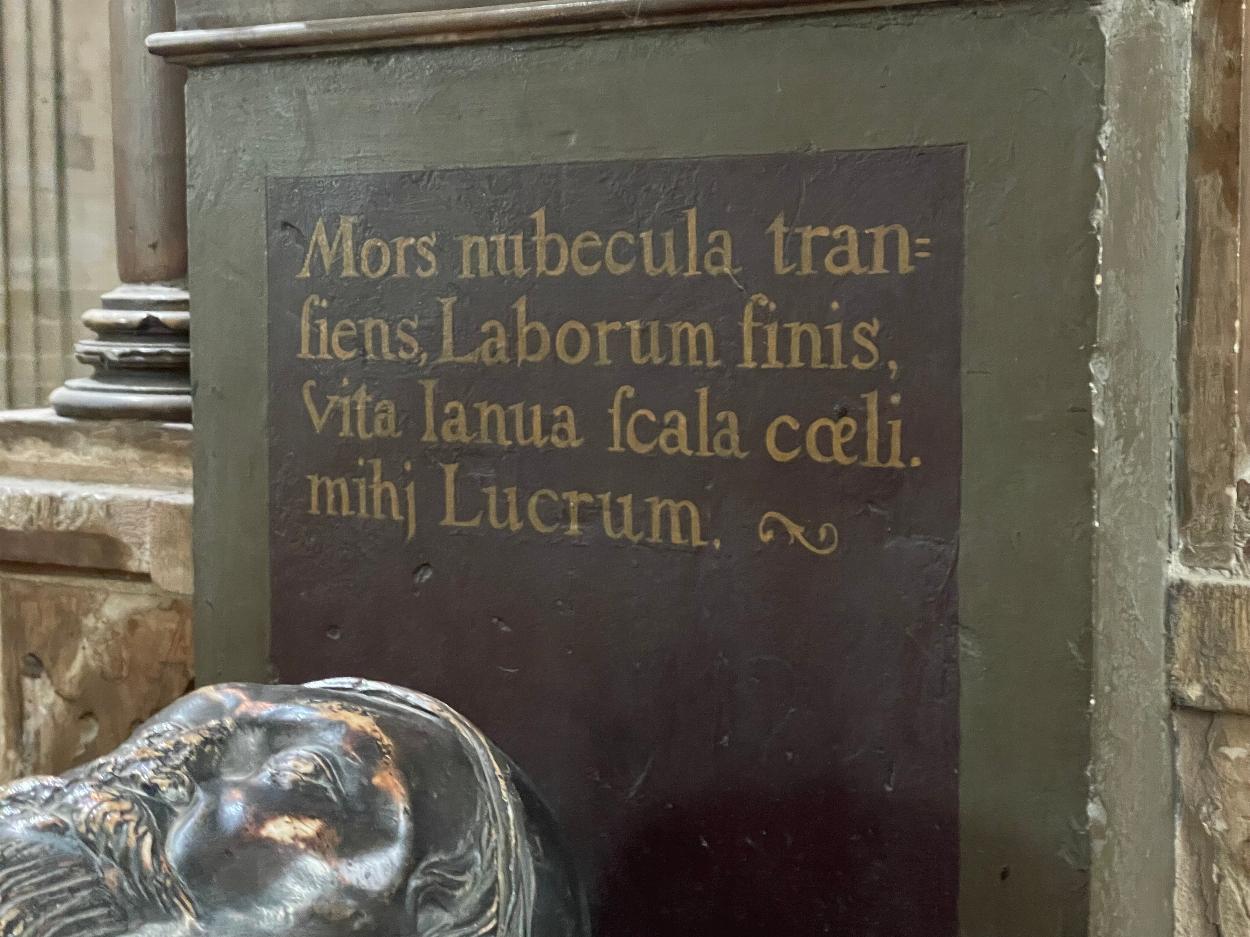 Author selling Books on Rosicrucianism and Books on Secret Traditions